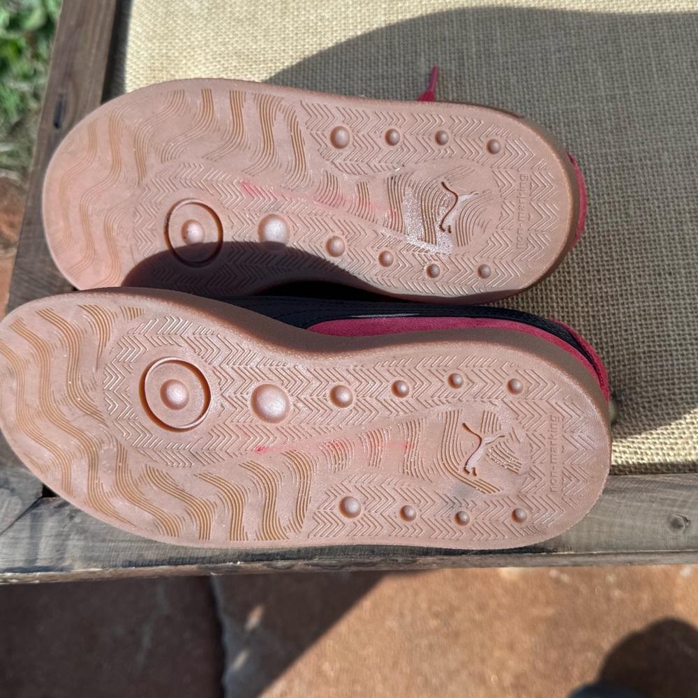 Puma Palermo Kids Sneakers Size (2) Red Pink Suede Black Stripe Gum Sole - Picture 7 of 8